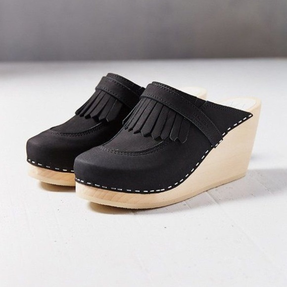 Urban Outfitters Shoes - Urban Outfitters Maguba Chicago Kiltie Wedge Clogs